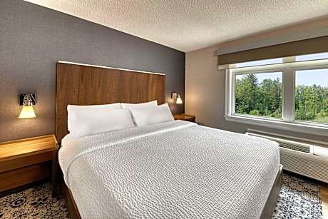 Guest Room, 1 King