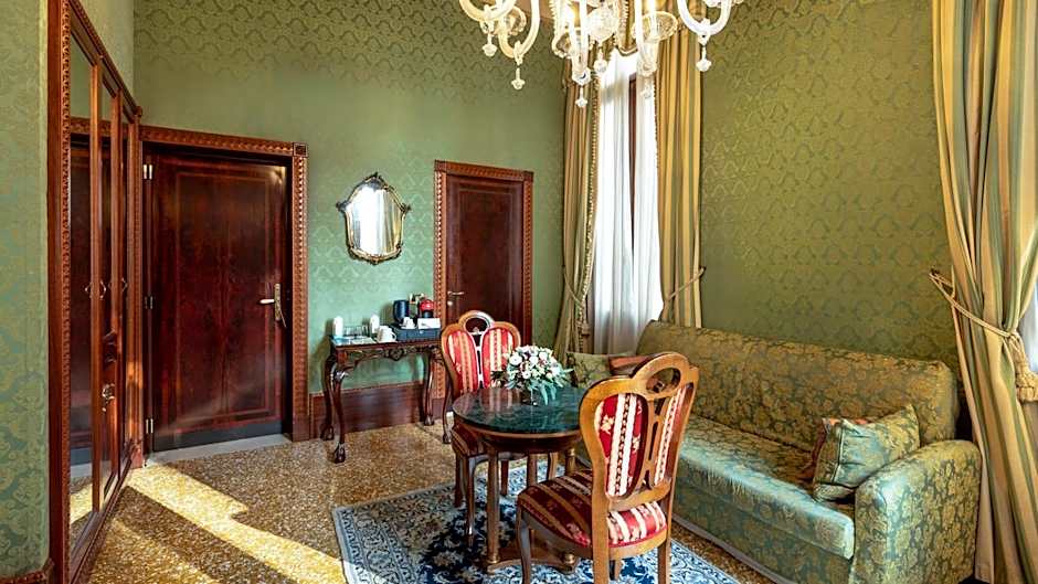Hotel Al Ponte Dei Sospiri