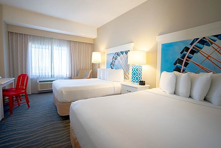 Cedar Point Hotel Breakers