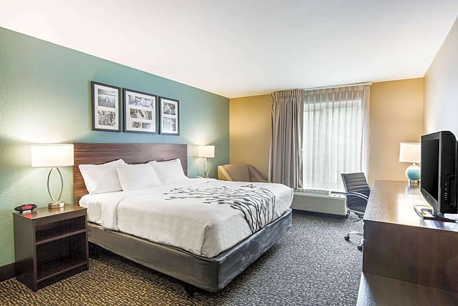 Sleep Inn & Suites Dunmore