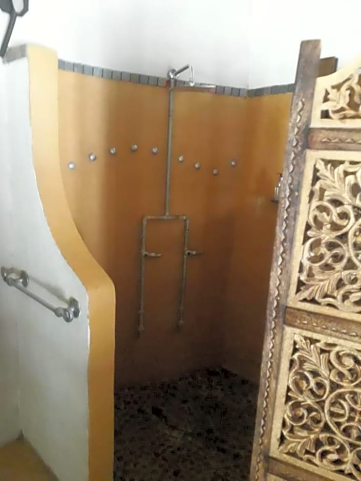 KweKwe Private Game Lodge