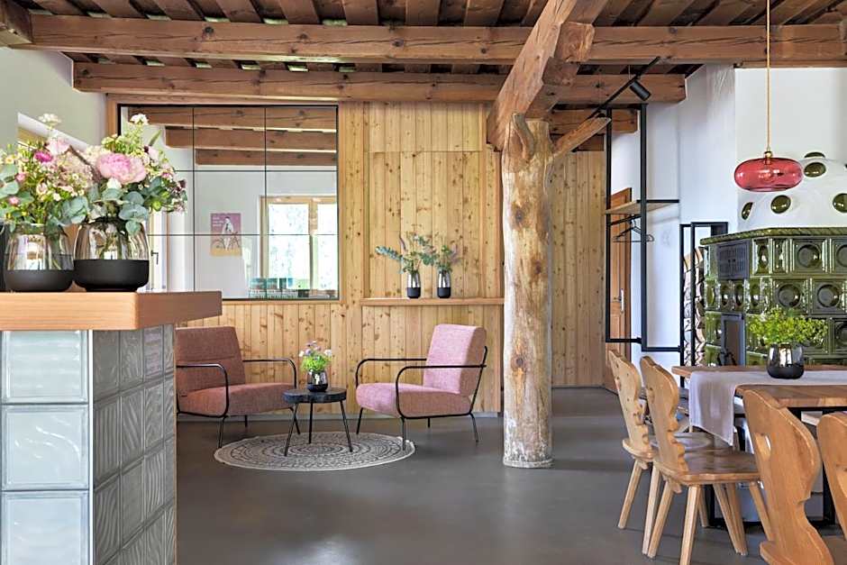 Holzhackerin - the charming Haus am Berg