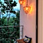 Frida's Artsy Condo with own mural, outdoor tub & rooftop pool