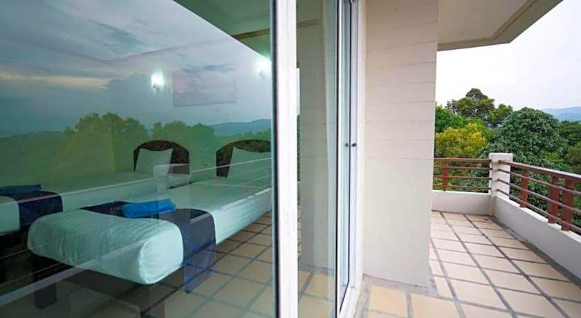 Sea Mountain Khanom Hotel