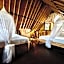 Flower Bud Bungalow Balangan