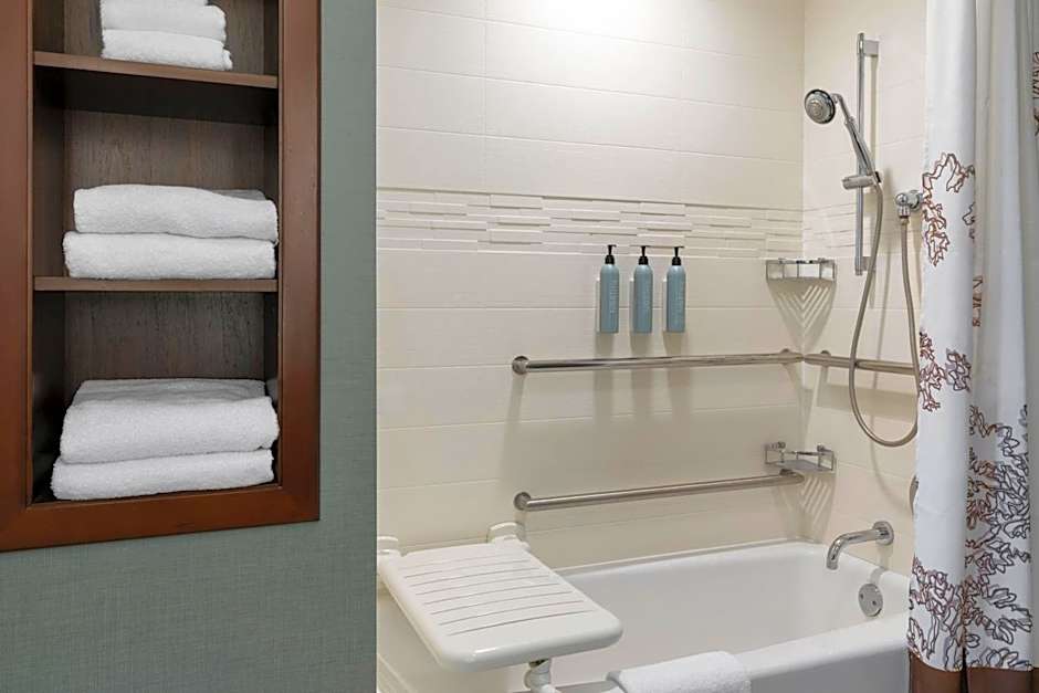 Residence Inn by Marriott Milwaukee West