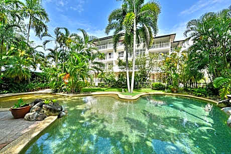 Golden Sands Beachfront Resort