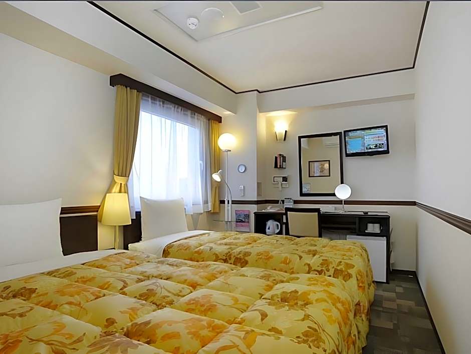 Toyoko Inn Higashi-Hiroshima Ekimae
