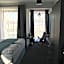 Axel Boutique Jacuzzi & Sauna