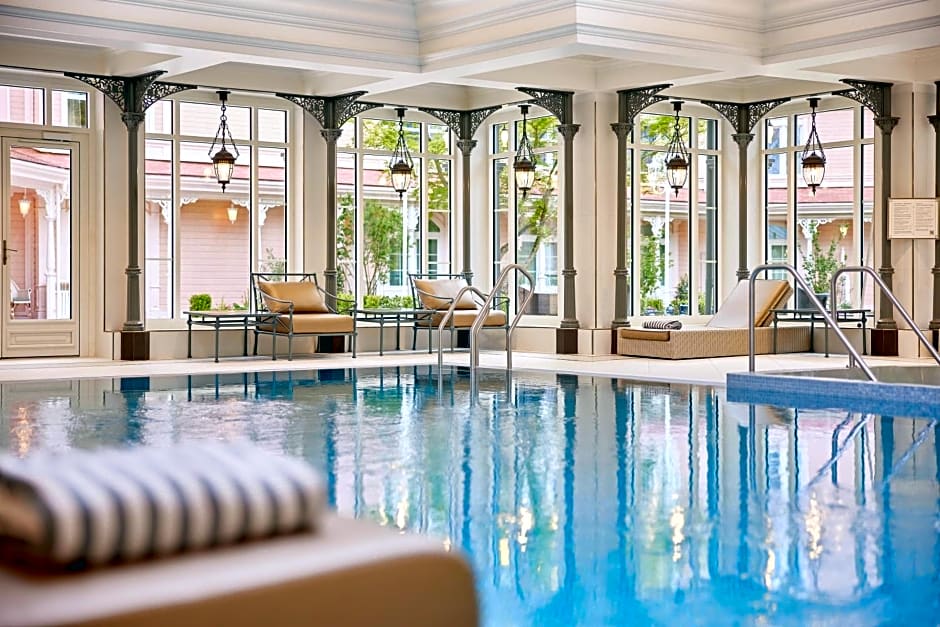 Disneyland® Hotel