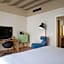 Savona 18 Suites