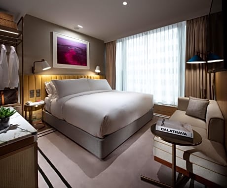 Staycation Offer - King Room with HKD400 Dining Credit Per Stay and Late Check-out Till 12pm