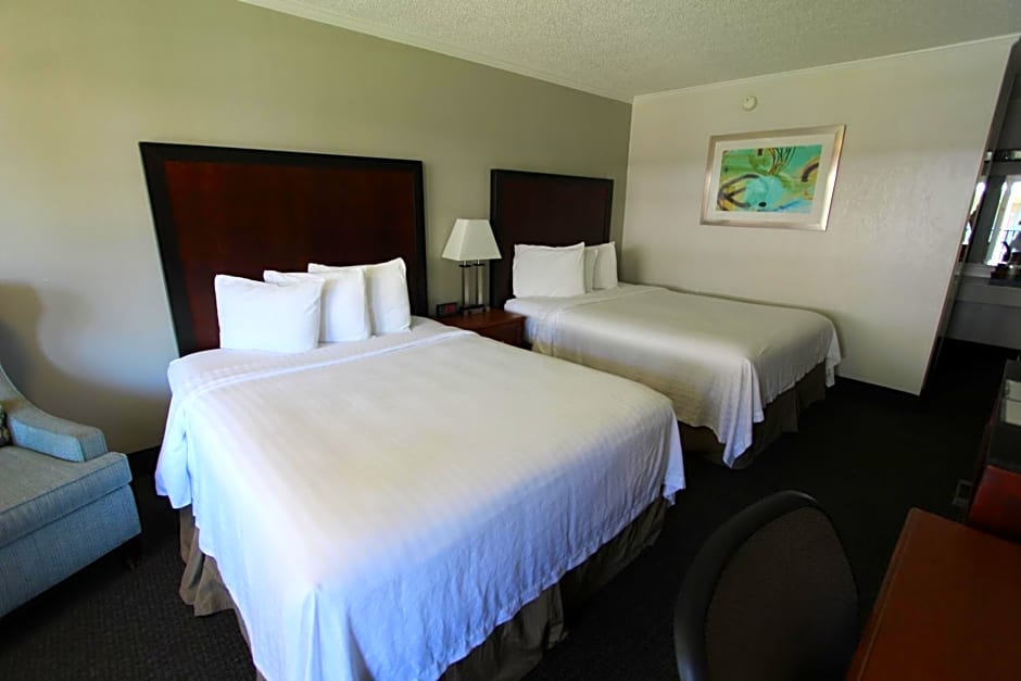 At Home Inn - Pensacola