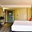 ibis Xi'an North Railway Station Hotel