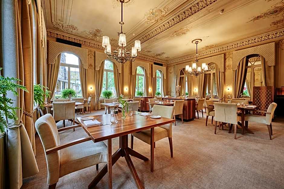 5th Floor Basic Rooms - shared bathrooms