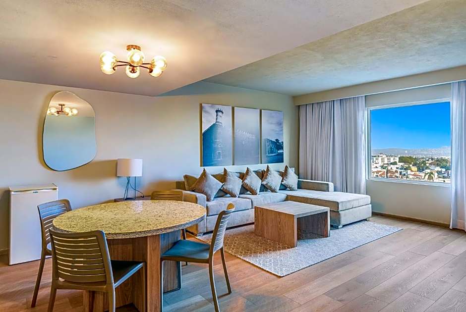 Fiesta Inn Cuernavaca