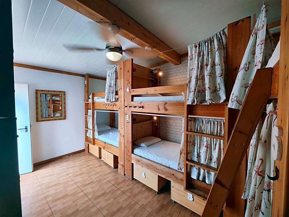 La Ventana Azul Surf Hostel