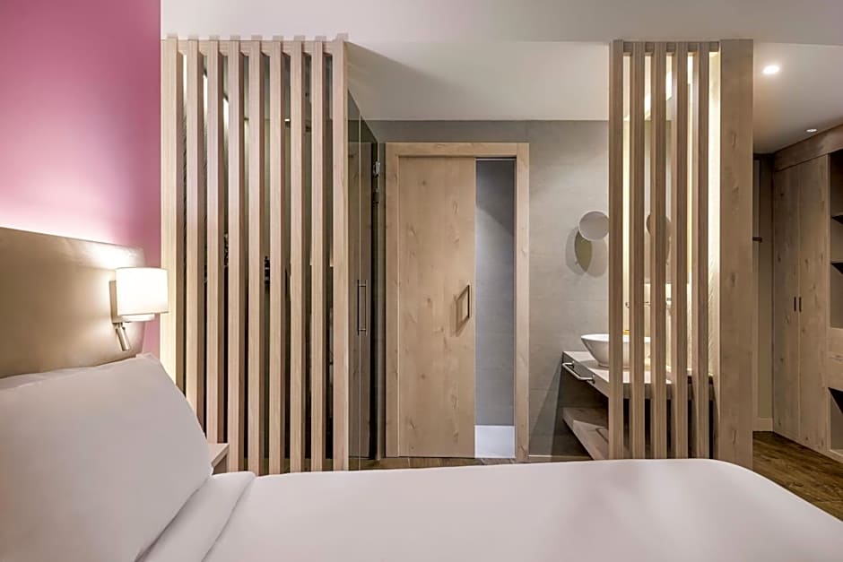 Palacio Tondon, La Rioja Brinas