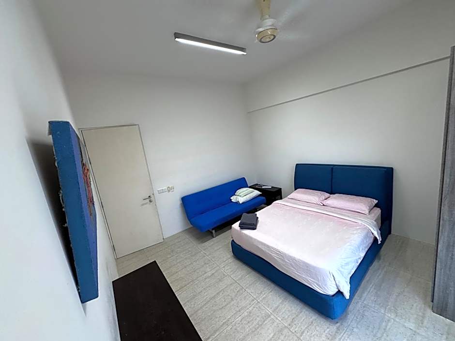 BY THE SEA - Penthouse 3 bedroom