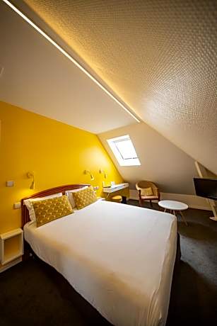 Standard Double Room 4th Floor
