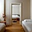 C10 Boutique Hotel