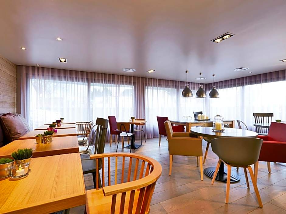 Hotel Campanile Saint German En Laye