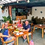 Dong Paloh Hostel