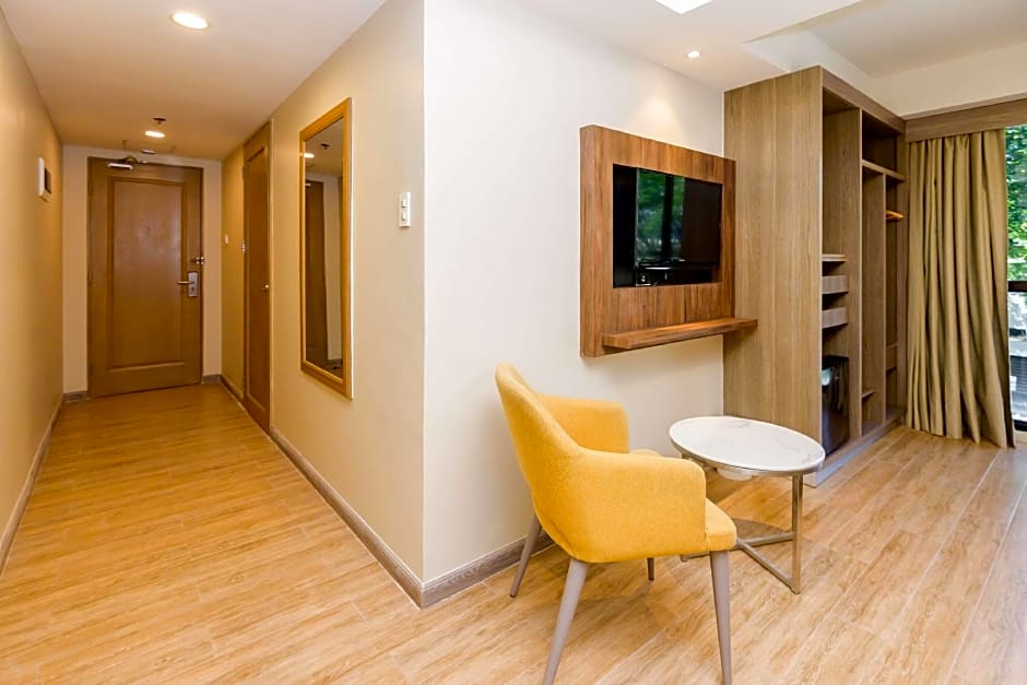 SureStay Plus by Best Western Cebu City