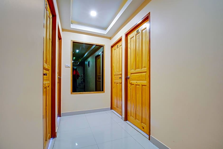 Patumnak Beach Guesthouse