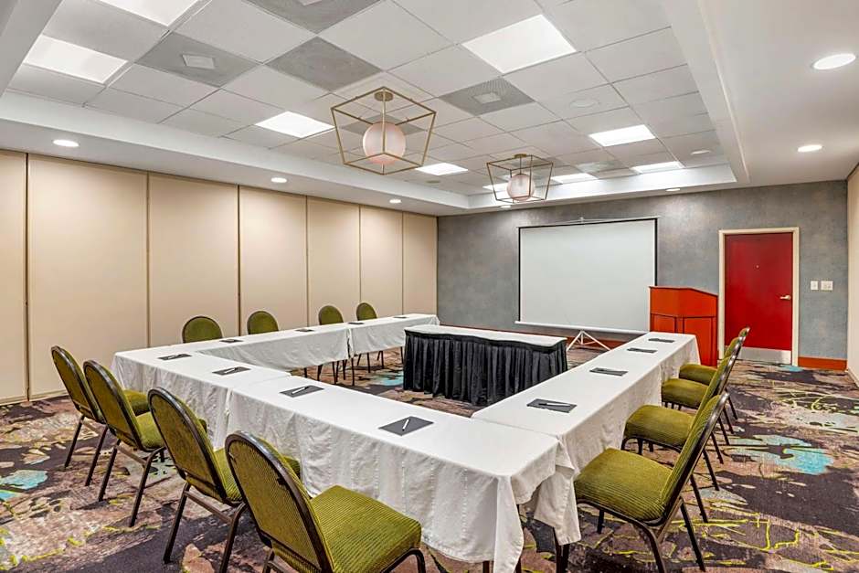 Best Western Premier Richmond City Gateway
