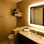 Holiday Inn Express & Suites Plymouth - Ann Arbor Area