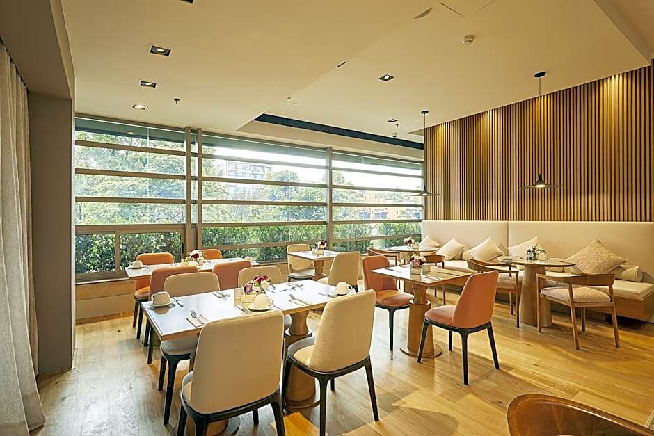 EK Hotel By Preferred Hotels Group