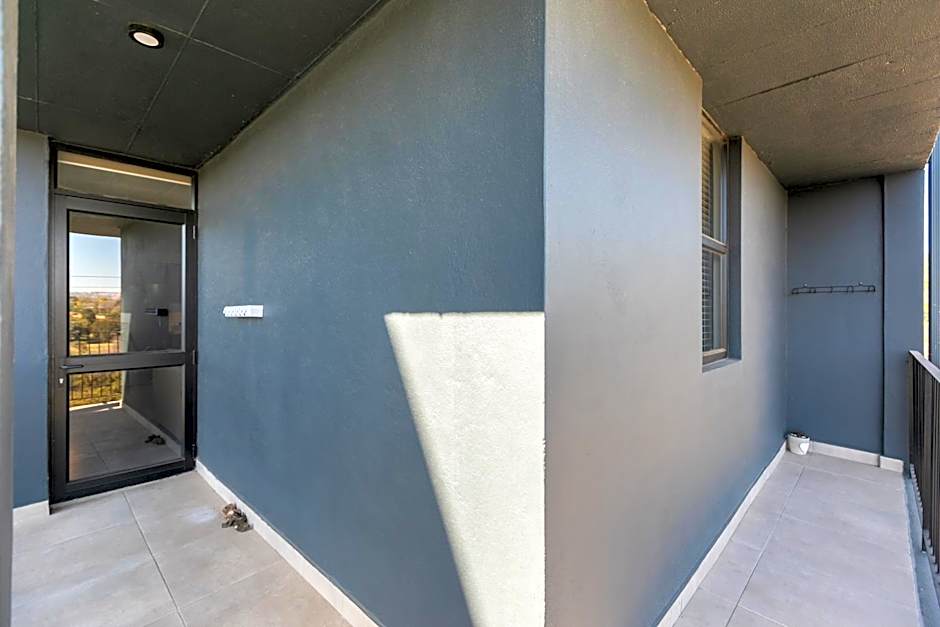 Stylish Stunner in Circa 205