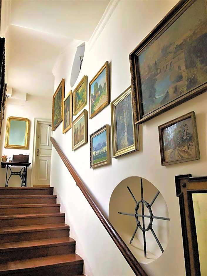 Small Luxury Palace Residence
