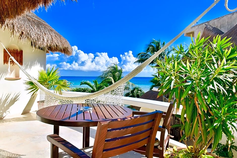 Playa Palms Beach Hotel