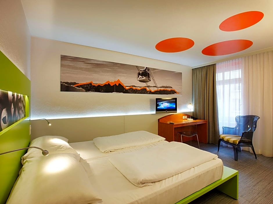 Photo 1 of 9 of Standard 1 Twin Bed