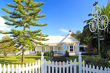 Coromandel Cottages