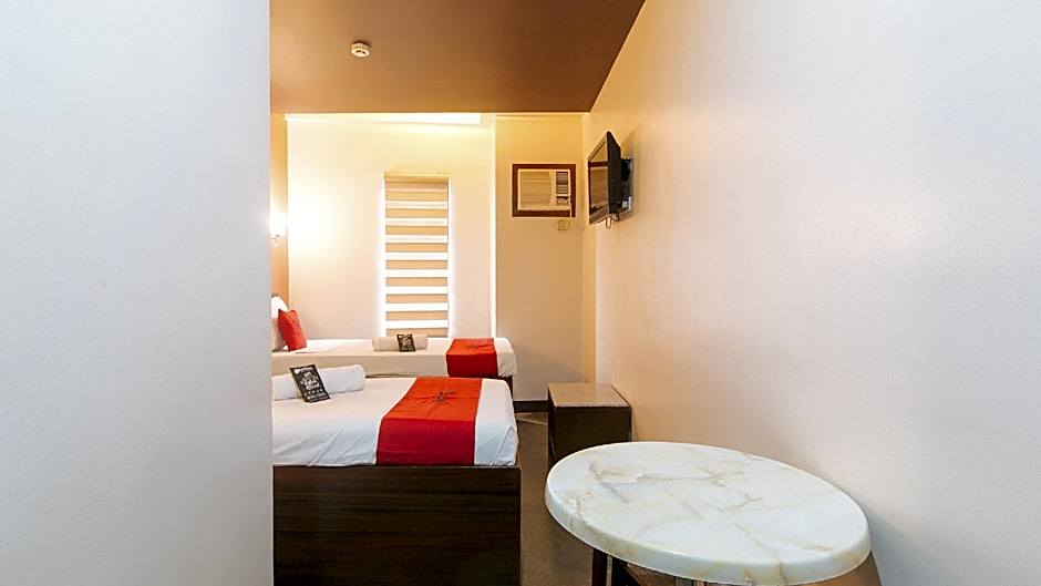 RedDoorz @ Express Inn Lapu Lapu