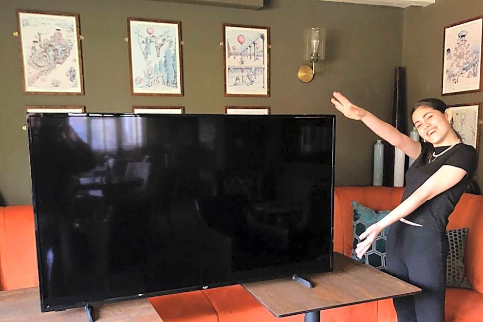 Pettifers Freehouse Hotel