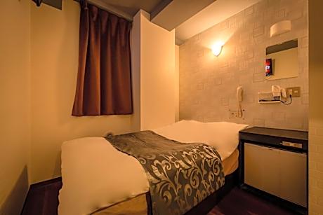 Hotel Peace (Adult Only)