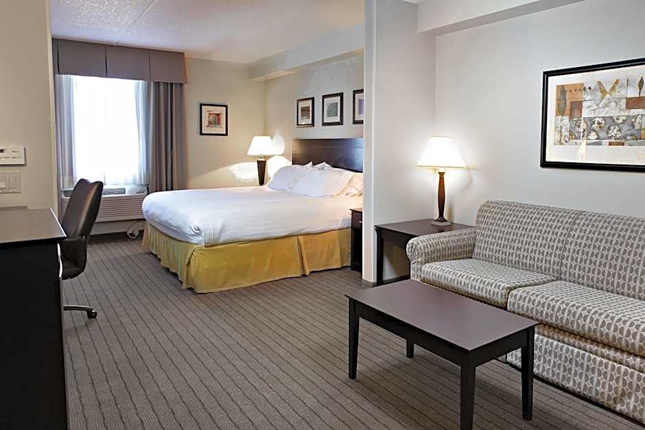 Comfort Inn & Suites