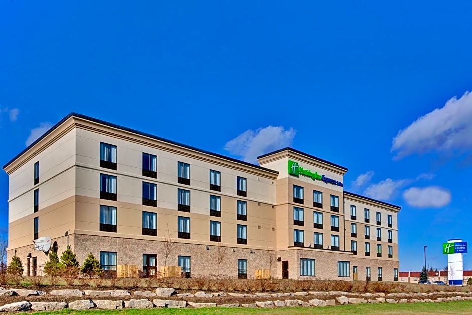 Holiday Inn Express Hotel & Suites Brockville