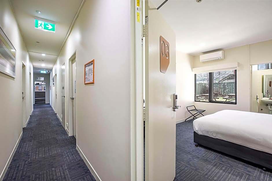 Nightcap at High Flyer Hotel