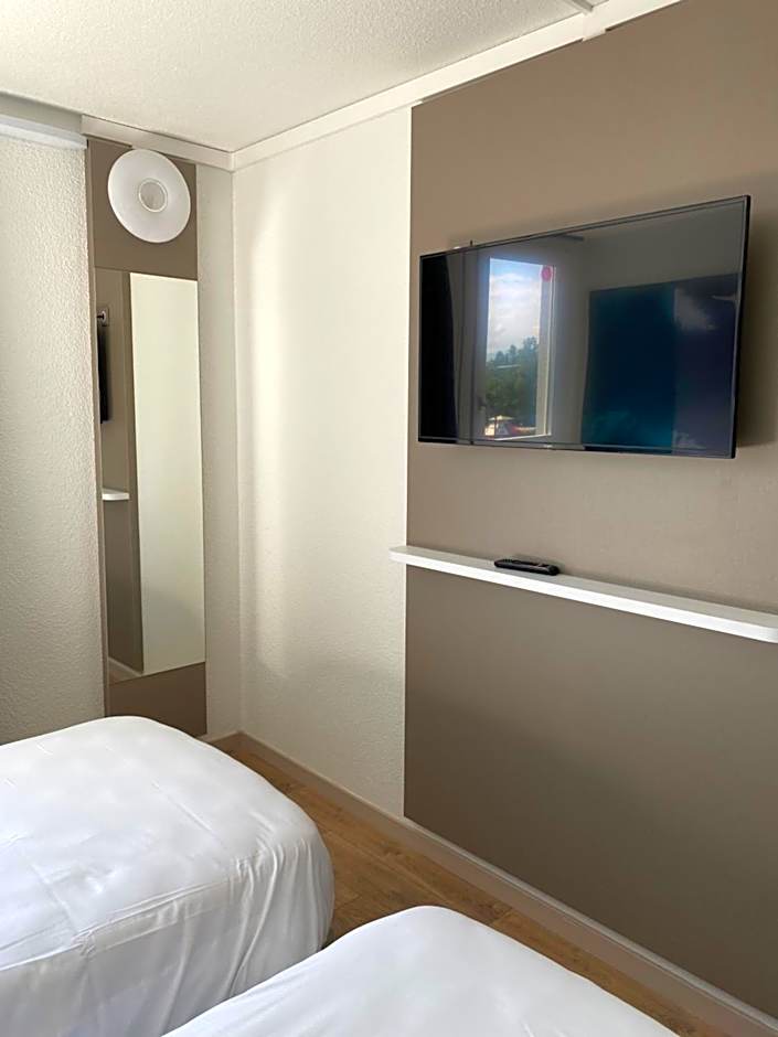 Kyriad Direct - Bourg les Valence