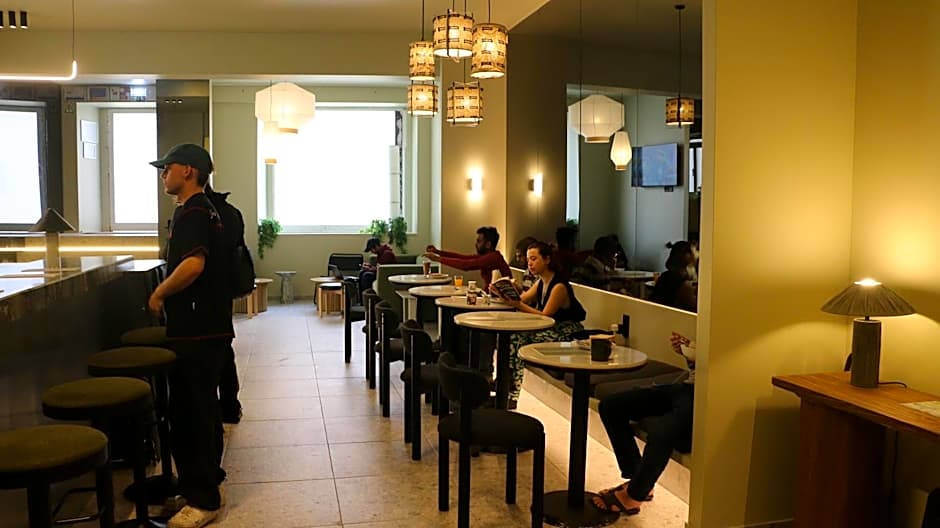 Gspot Hostels & Love Triangles Pizzeria