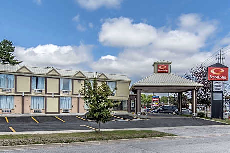 Econo Lodge Orillia
