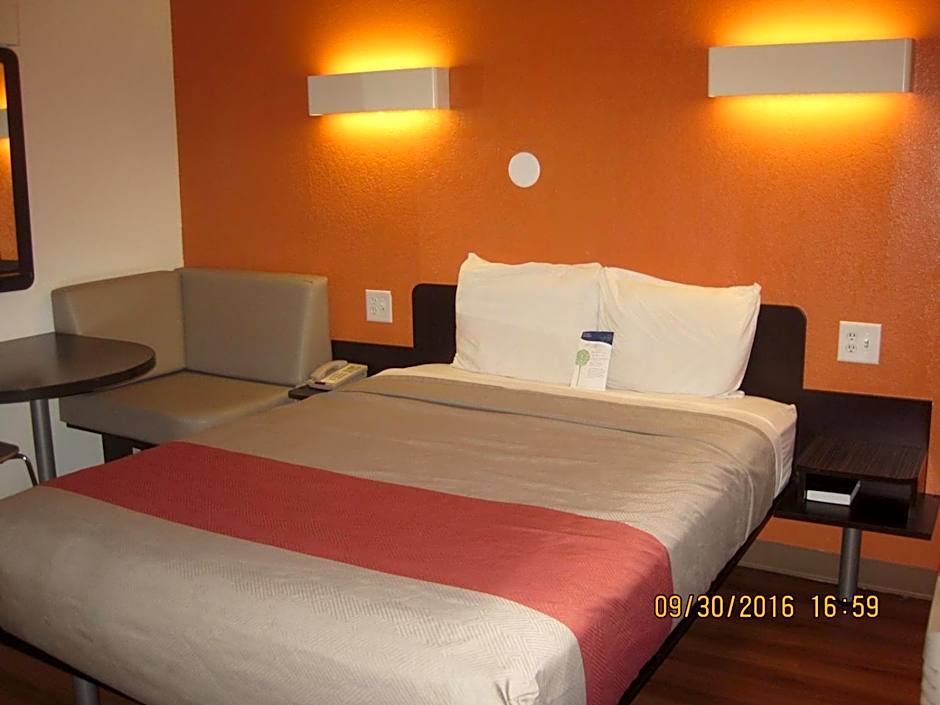 Motel 6-Bessemer, AL - Birmingham