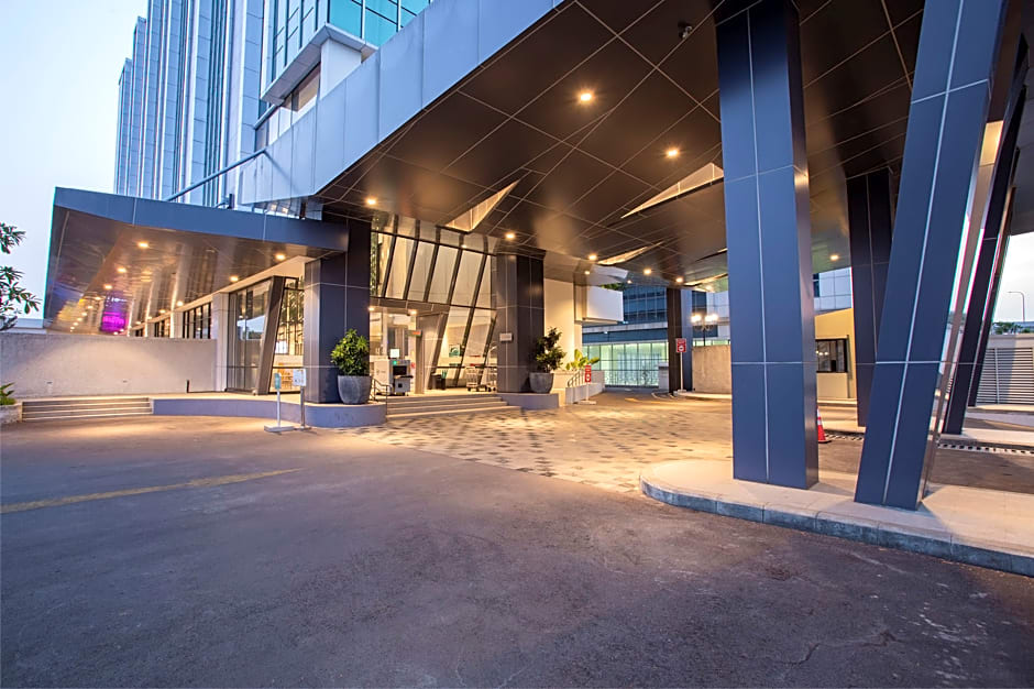 THE 1O1 Jakarta Airport CBC