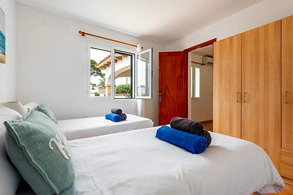 Villa Binisaret I by Mauter Villas