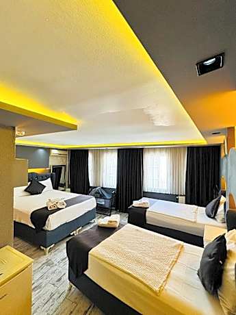 Premium Quadruple Room